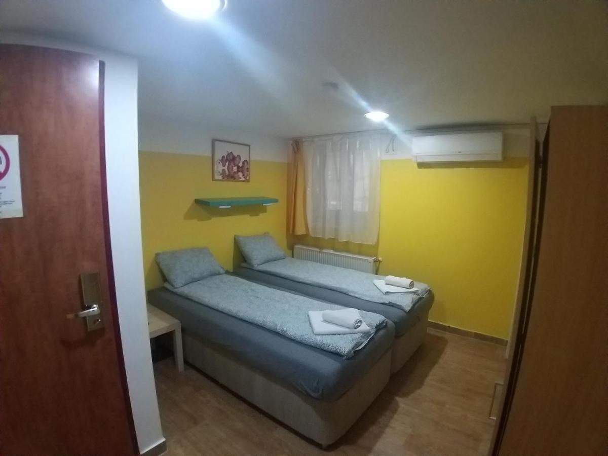 Deniz Guesthouse Budapešť Exteriér fotografie