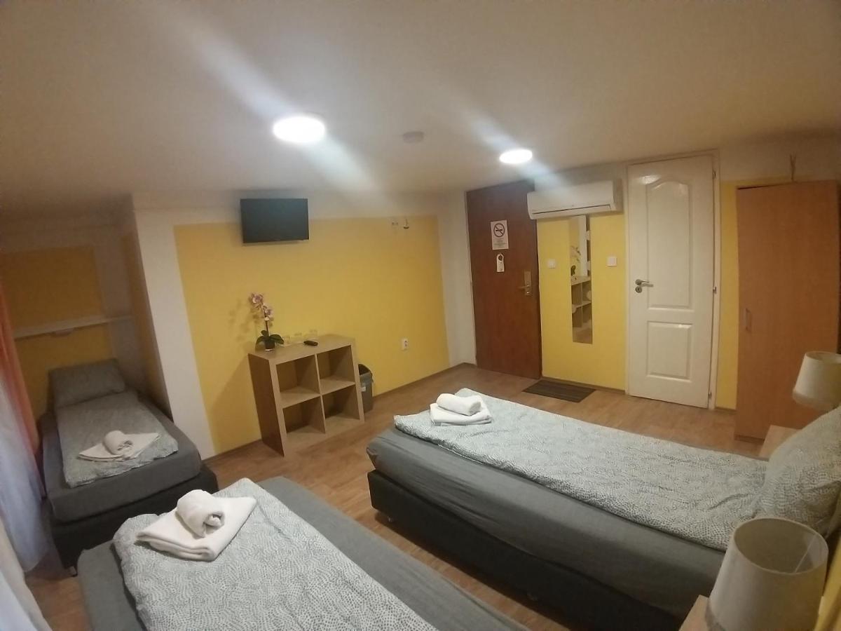 Deniz Guesthouse Budapešť Exteriér fotografie